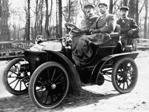 Wolseley 6 HP Rear-Entrance Tonneau '1900